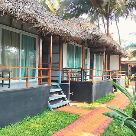 Agonda Beach Chalets Exterior photo