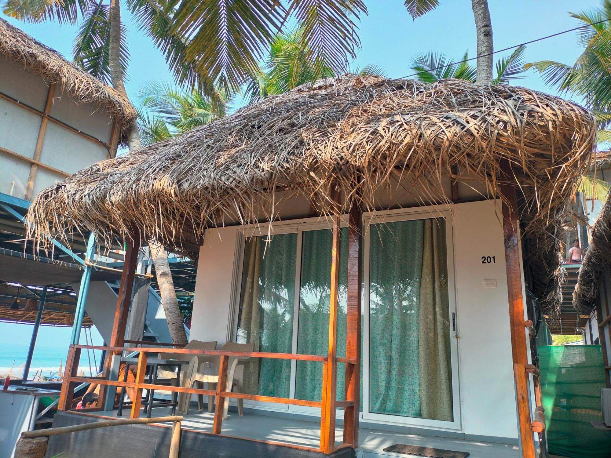 Agonda Beach Chalets Exterior photo