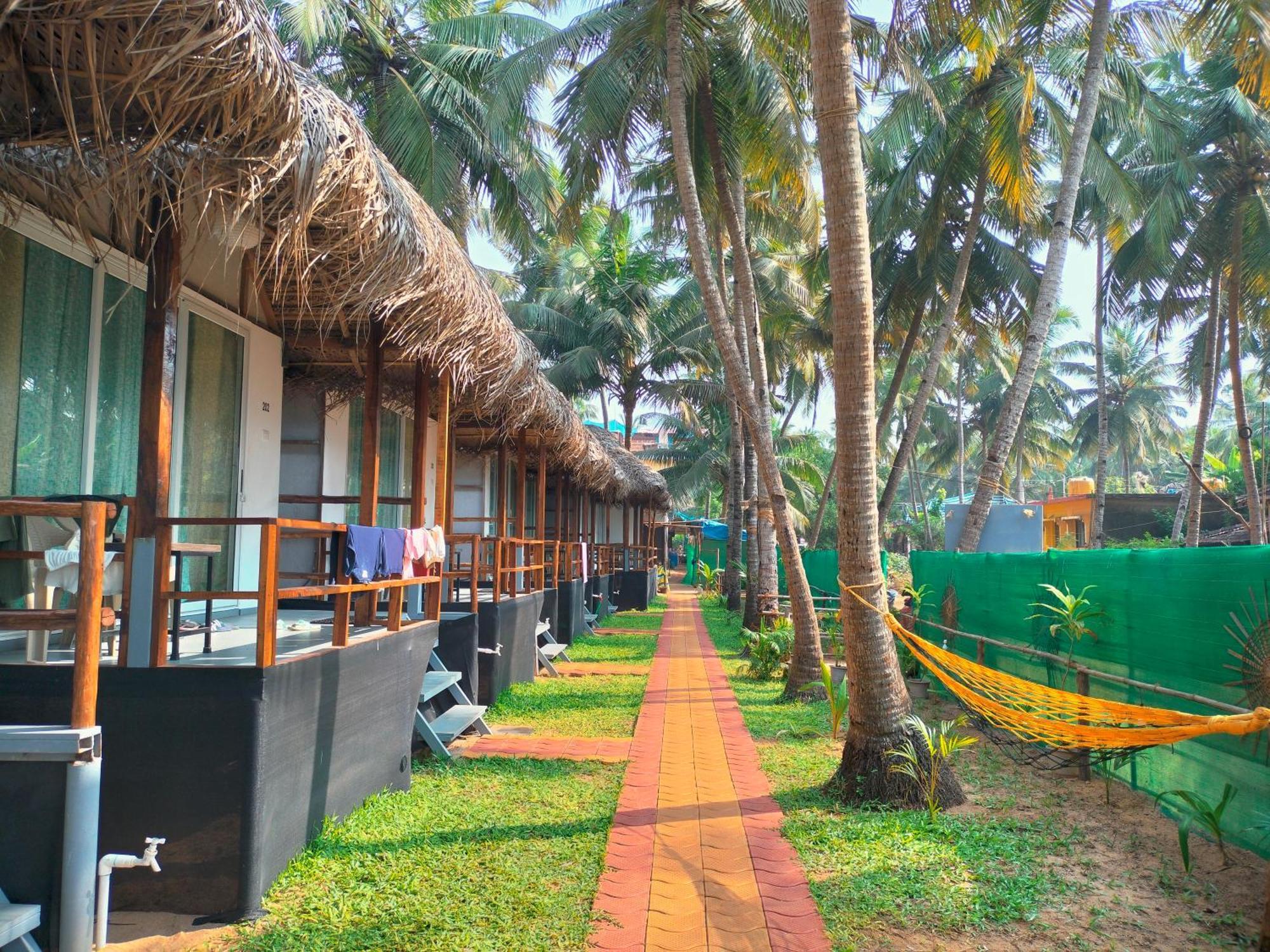 Agonda Beach Chalets Exterior photo